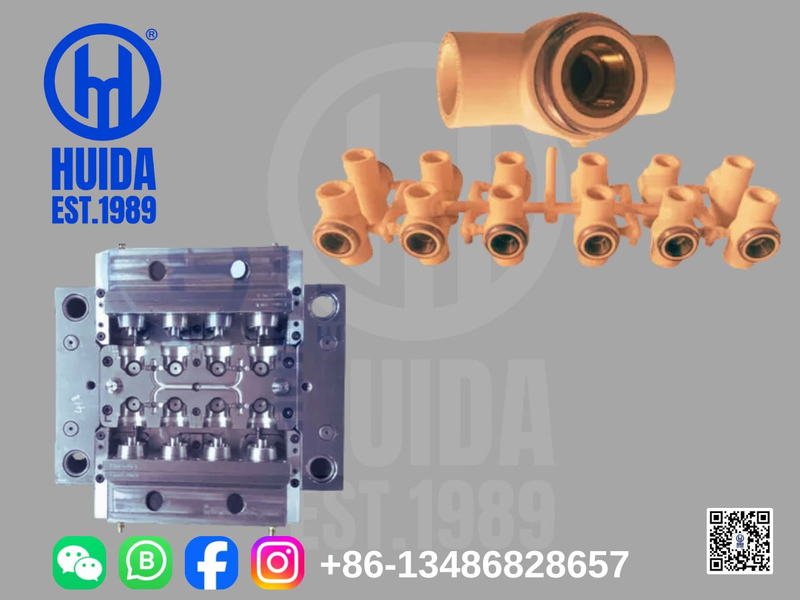 T HEMBRA DEL MOLDE PARA MONTAJE DE TUBERÍAS DE CPVC CON INSERTO DE LATÓN